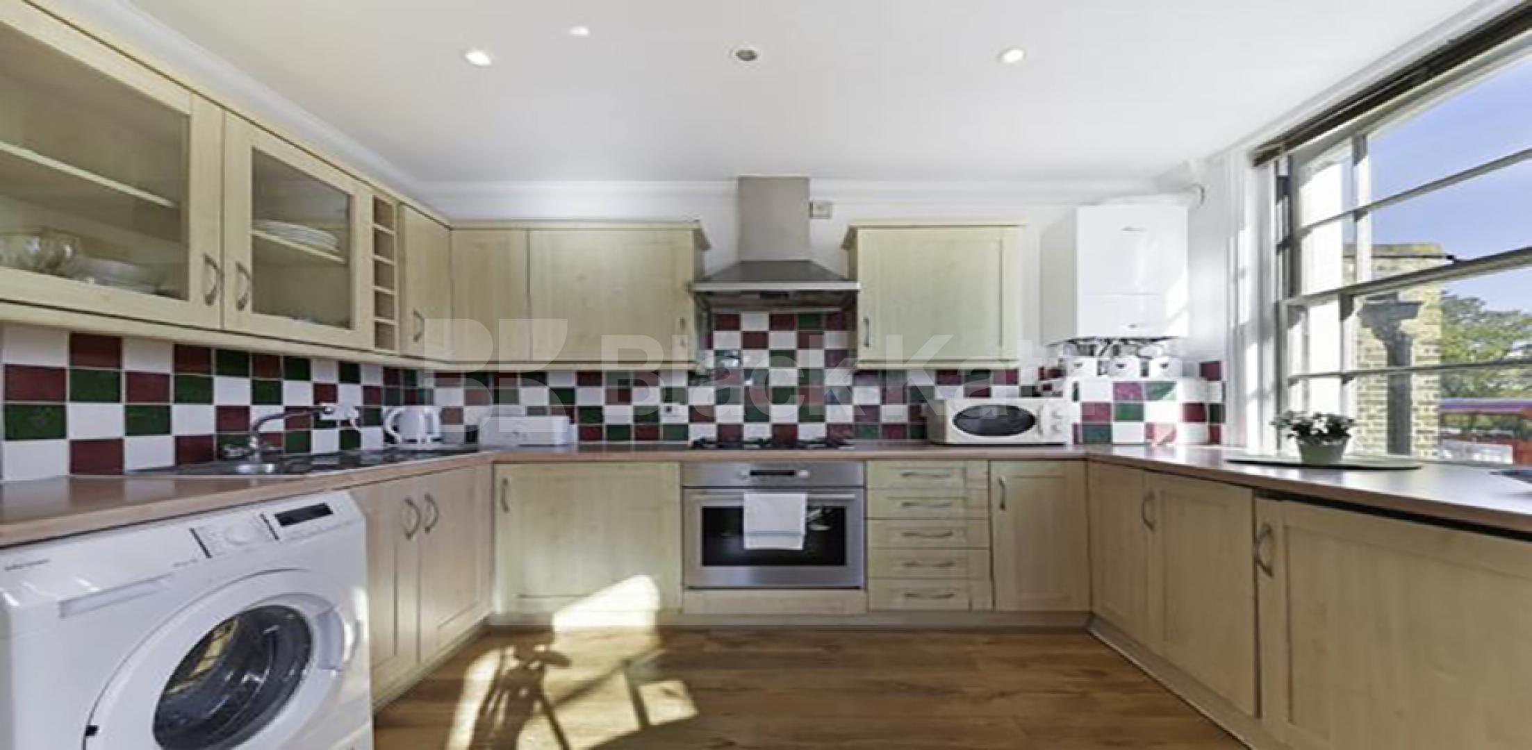 			Balcony Property, 2 Bedroom, 1 bath, 1 reception Apartment			 Baring Street  , DE BEAUVOIR TOWN N1